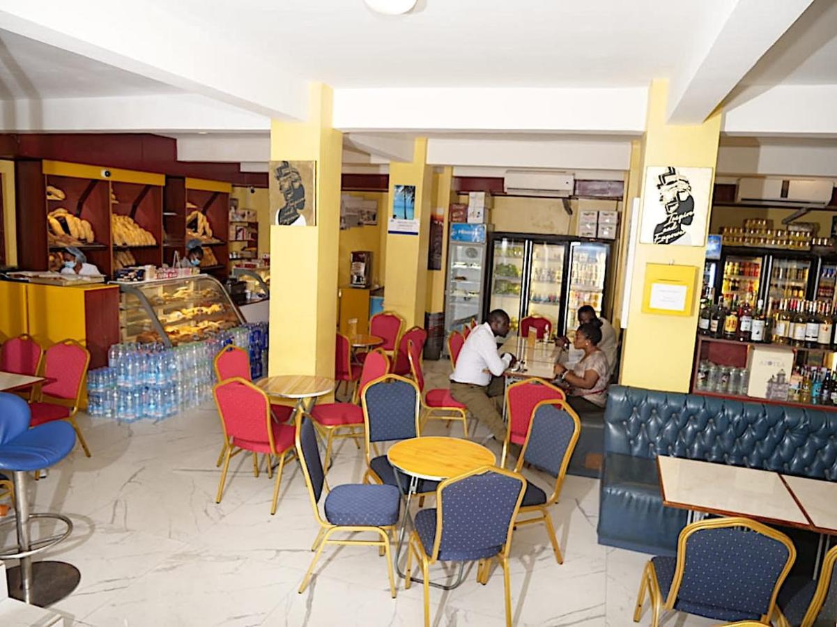 Marriot Metropolitan Hotel Douala Exterior foto